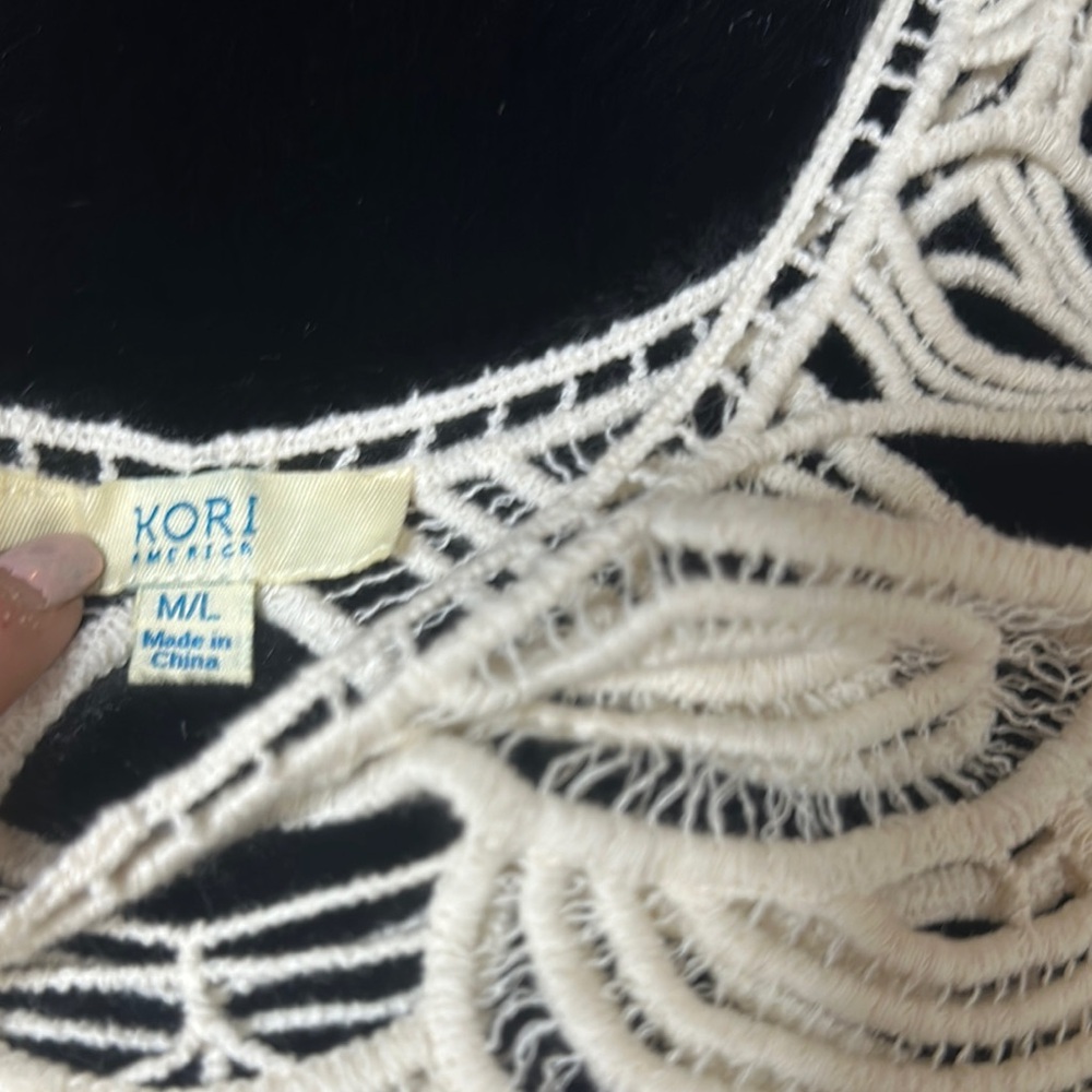 🌸🌸Kori Cream Crochet Tank Top - Picture 4 of 4